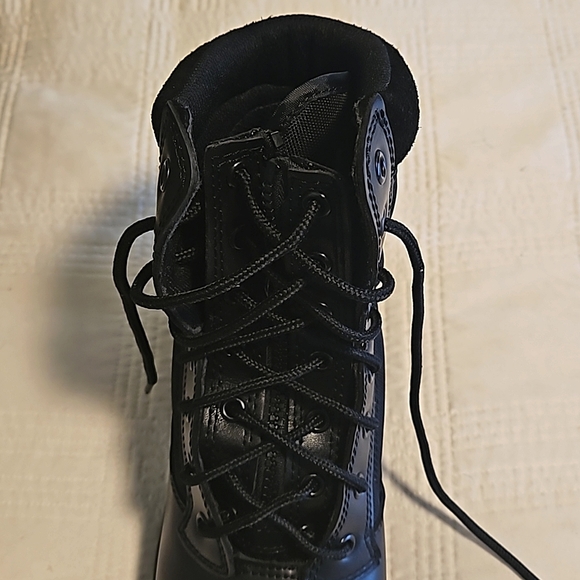 Men's Wideway Black Boots - Picture 6 of 7